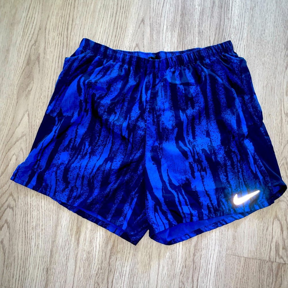 NIKE Running DRI-Fit Shorts (Blue)